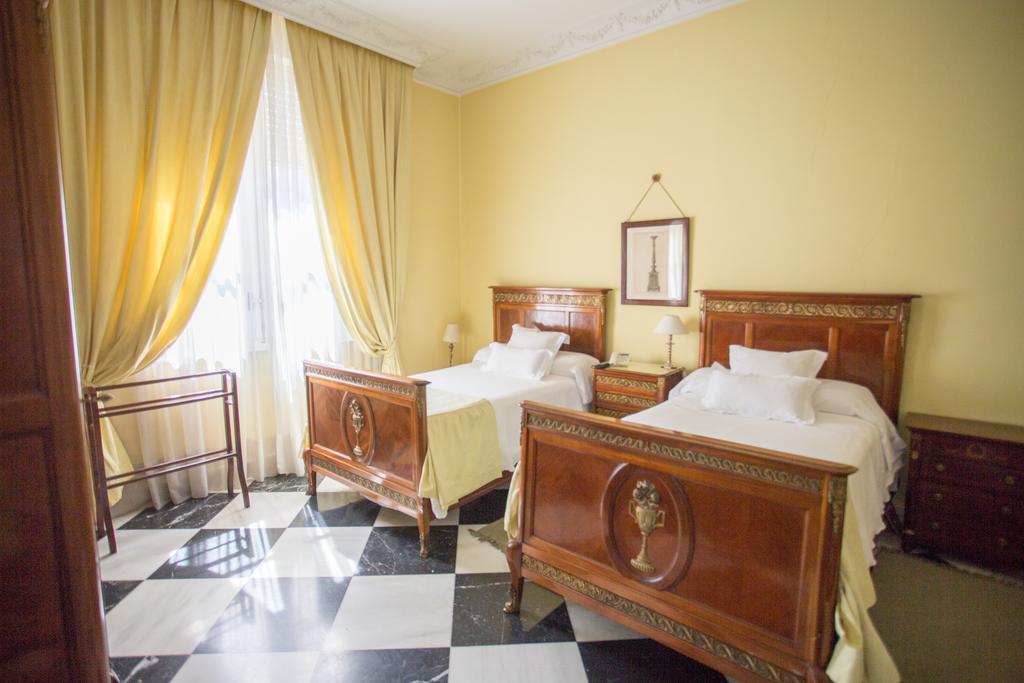 Villa De La Palmera Sevilla Dış mekan fotoğraf