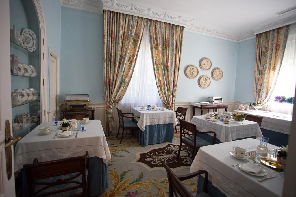 Villa De La Palmera Sevilla Dış mekan fotoğraf